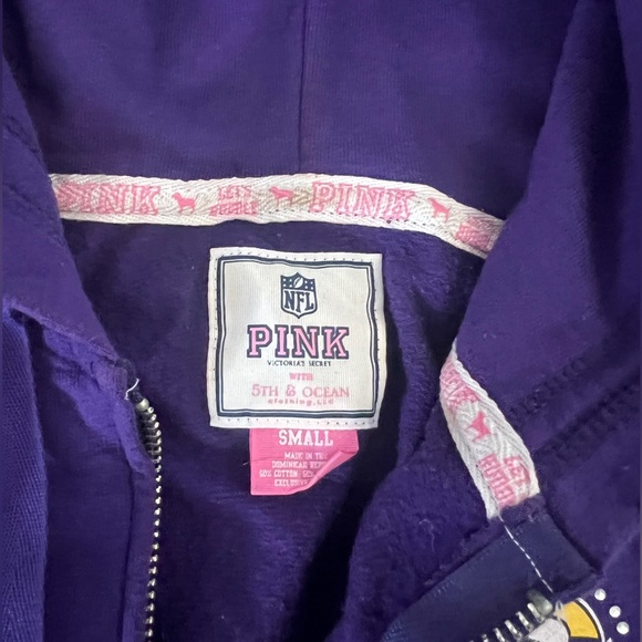 Purple Minnesota Vikings Victoria’s Secret Zip-Up Hooded Sweatshirt Size Small - Picture 2 of 4